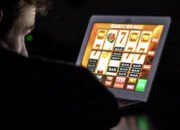 Kominfo Kejar Iklan Judi Slot: 43 Ribu Konten Digital Dihapus, Netizen Heboh di TikTok dan IG